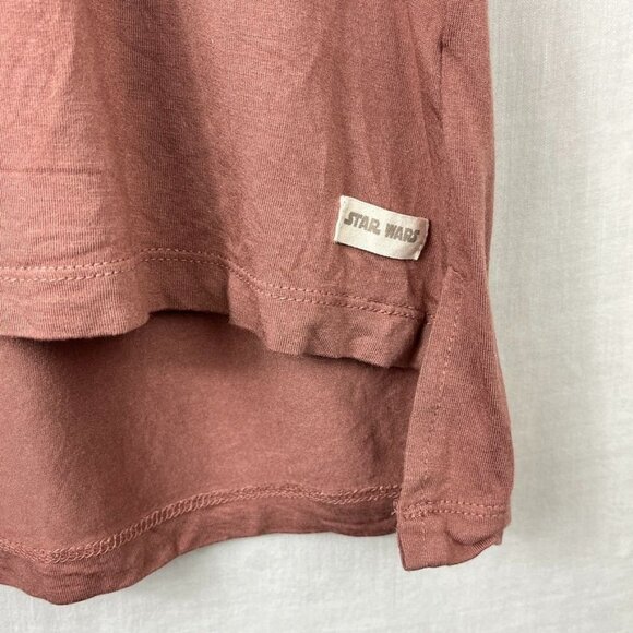 Star Wars Cap Sleeve Fitted Tee Womens Medium May The Force‎ Fangirl Y2K 00s - Picture 4 of 10